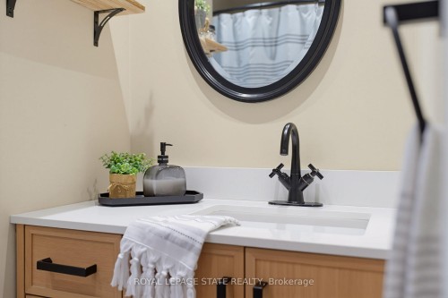 394 Charlton Avenue W, Hamilton, ON 