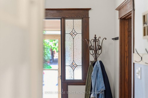 394 Charlton Avenue W, Hamilton, ON 