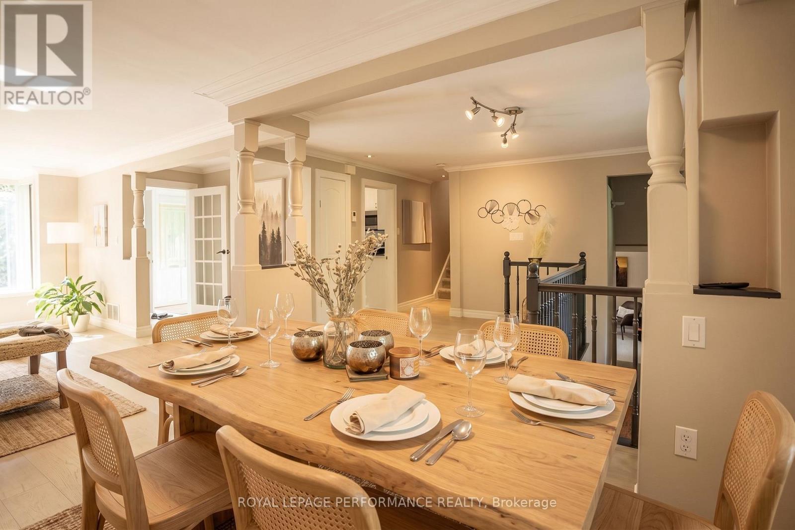 2077 Palmer Avenue, Ottawa, ON