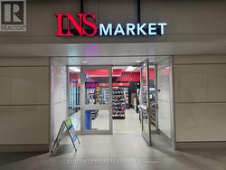 UNIT RG1 - 81 BAY STREET Toronto, ON M5J 0E7