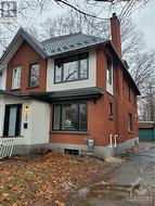 104 MAPLE LANE Ottawa, ON K1M 1H6