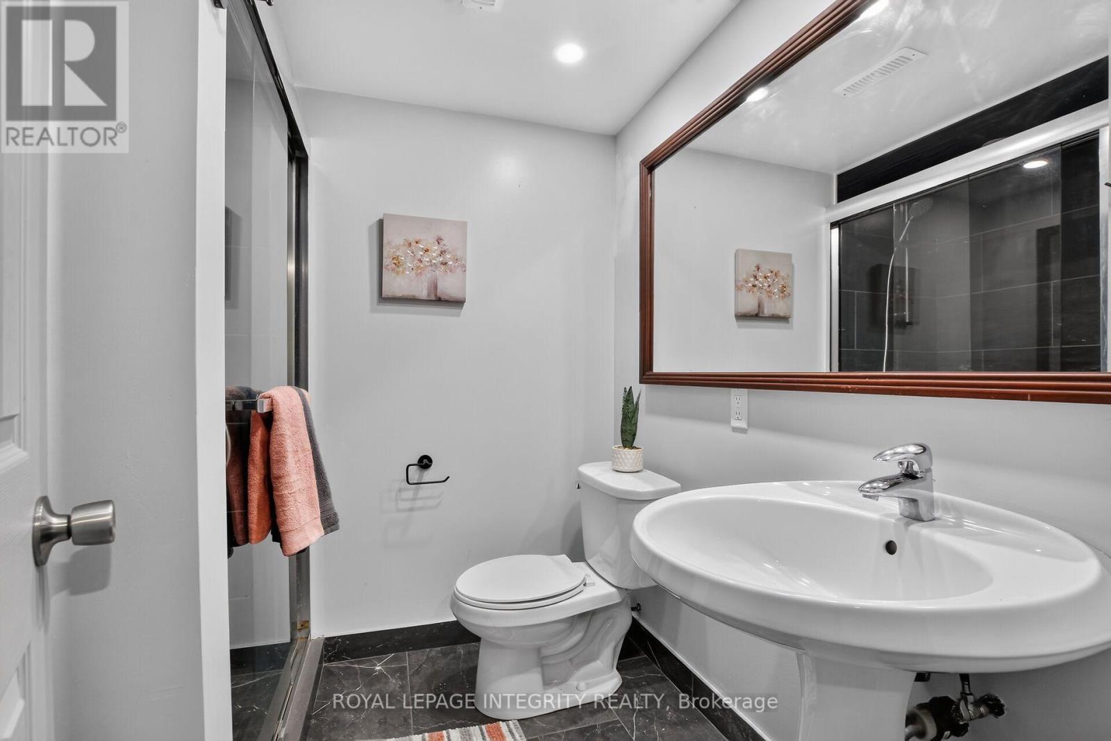 1213 Mcwatters Road, Ottawa, ON