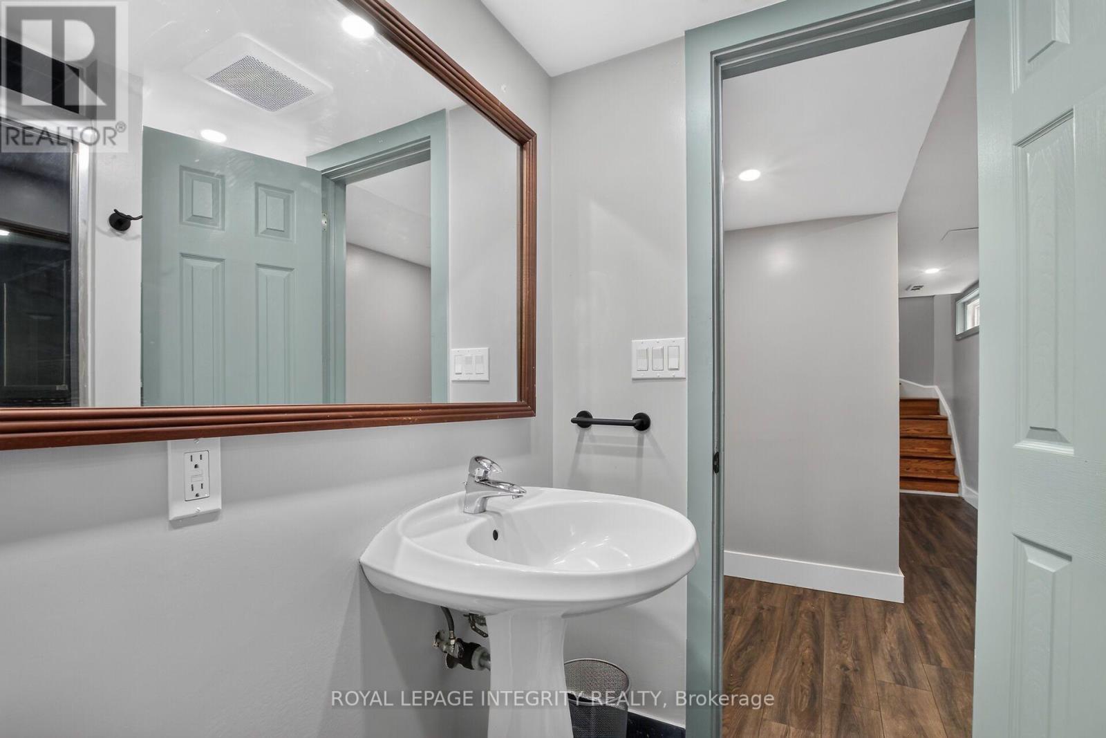1213 Mcwatters Road, Ottawa, ON