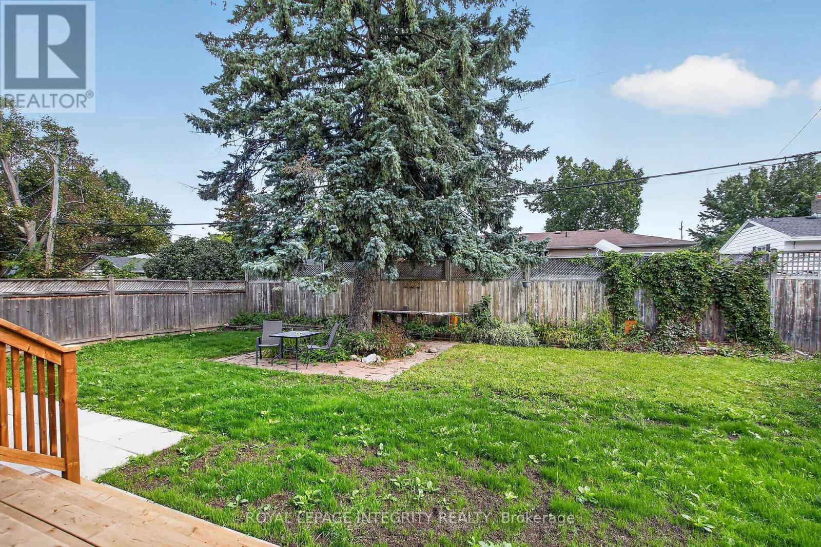 1213 Mcwatters Road, Ottawa, ON