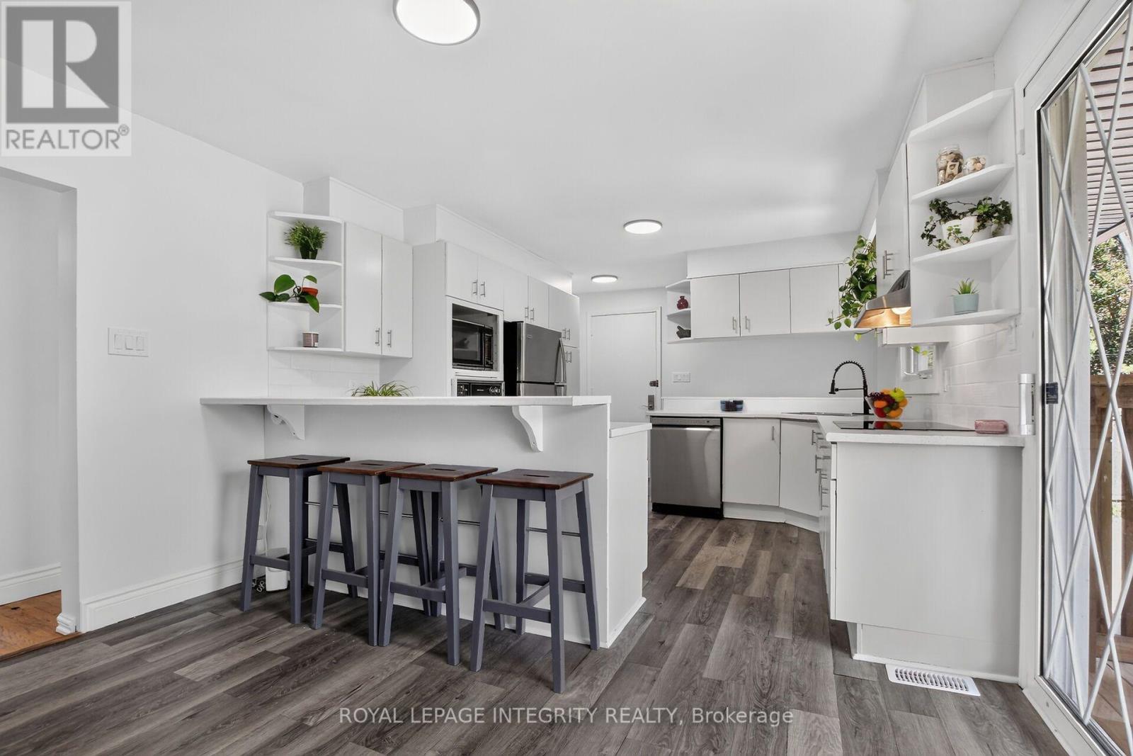 1213 Mcwatters Road, Ottawa, ON