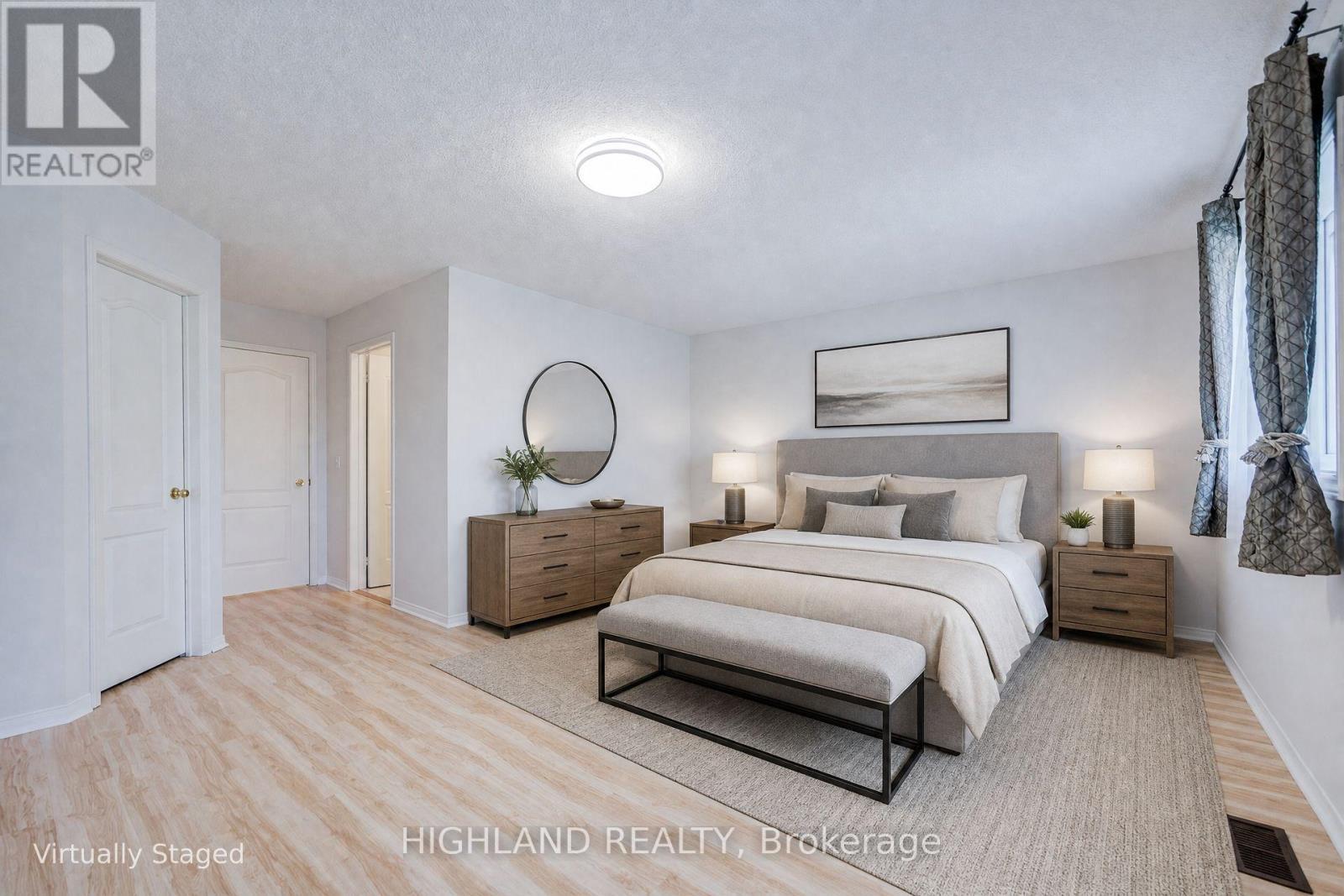 849 Scollard Court, Mississauga, ON