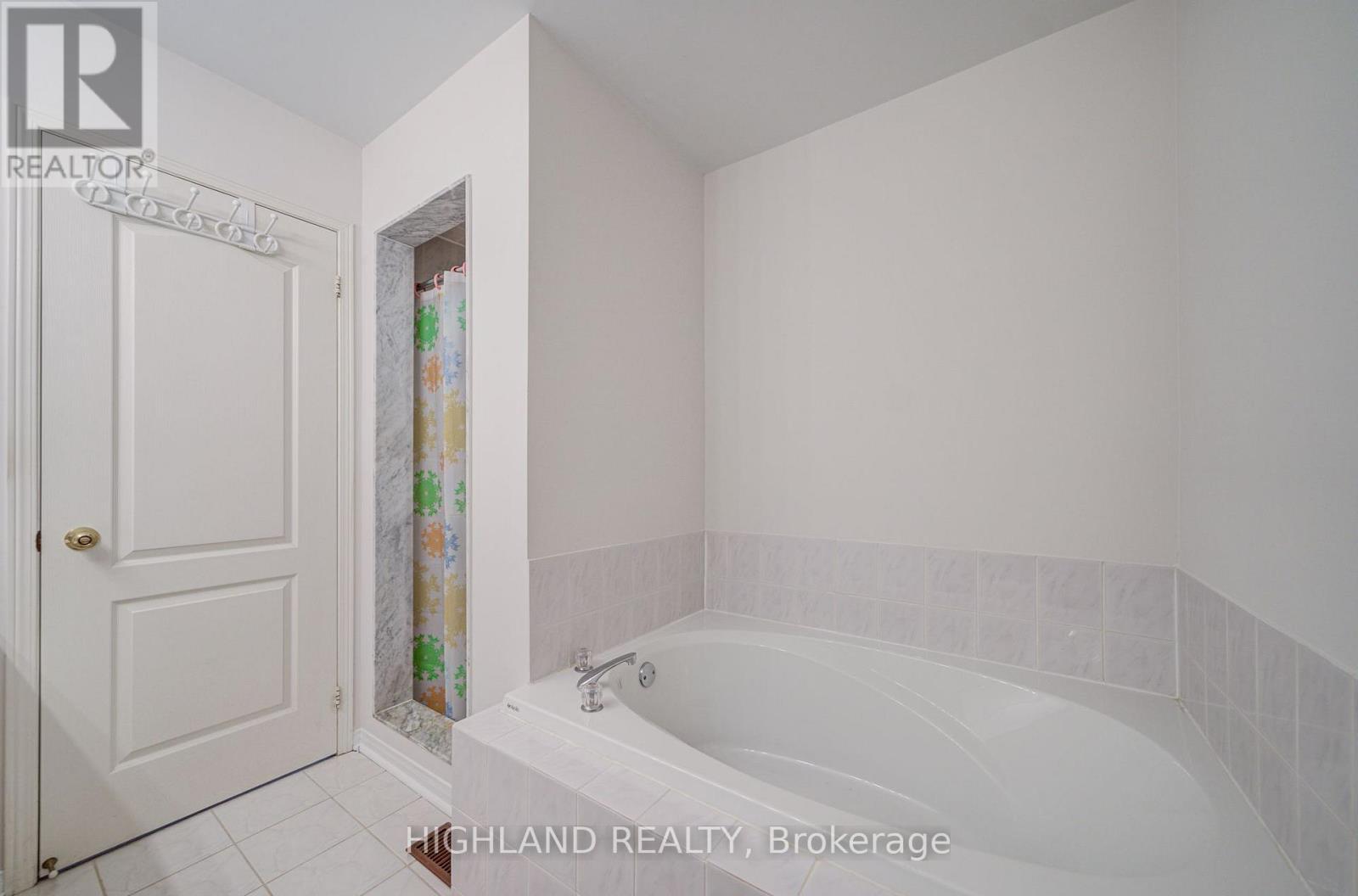 849 Scollard Court, Mississauga, ON