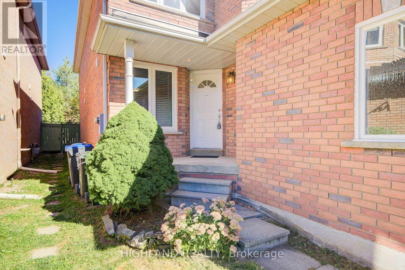 849 Scollard Court, Mississauga, ON