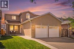 5592 MILLBROOK Lane Mississauga, ON L5M 3X9