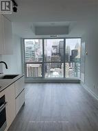 3708 - 327 KING STREET WEST STREET Toronto, ON M5V 0W7