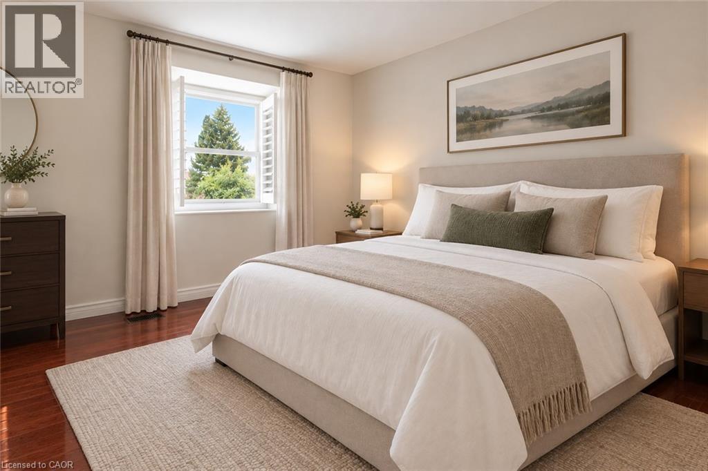 Virtually Staged - 21 Tinatawa Court, Kitchener, ON