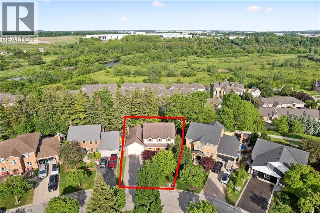 21 Tinatawa Court, Kitchener, ON