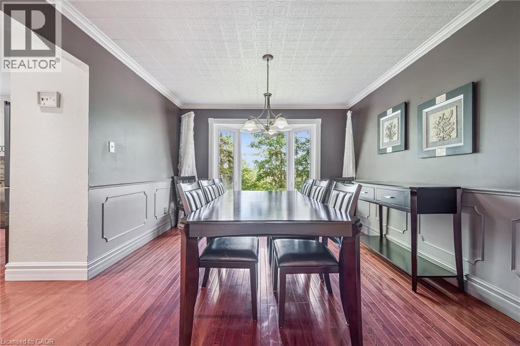 21 Tinatawa Court, Kitchener, ON
