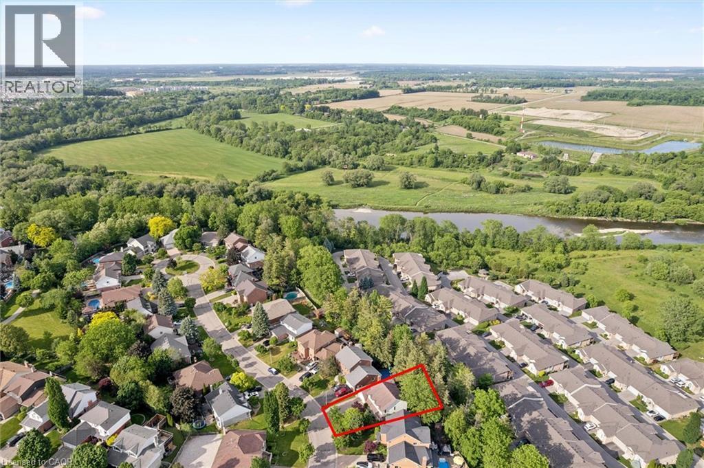 21 Tinatawa Court, Kitchener, ON