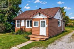 702 Lennox AVE Sault Ste. Marie, ON P6C 3P8