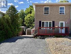 8 Feltz RD Elliot Lake, ON P5A 3P9