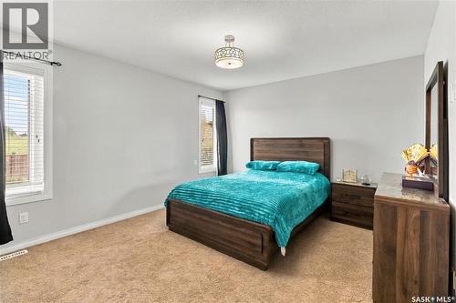 562 Rempel Manor, Saskatoon, SK 