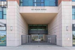 707 - 525 WILSON AVENUE Toronto, ON M3H 0A7