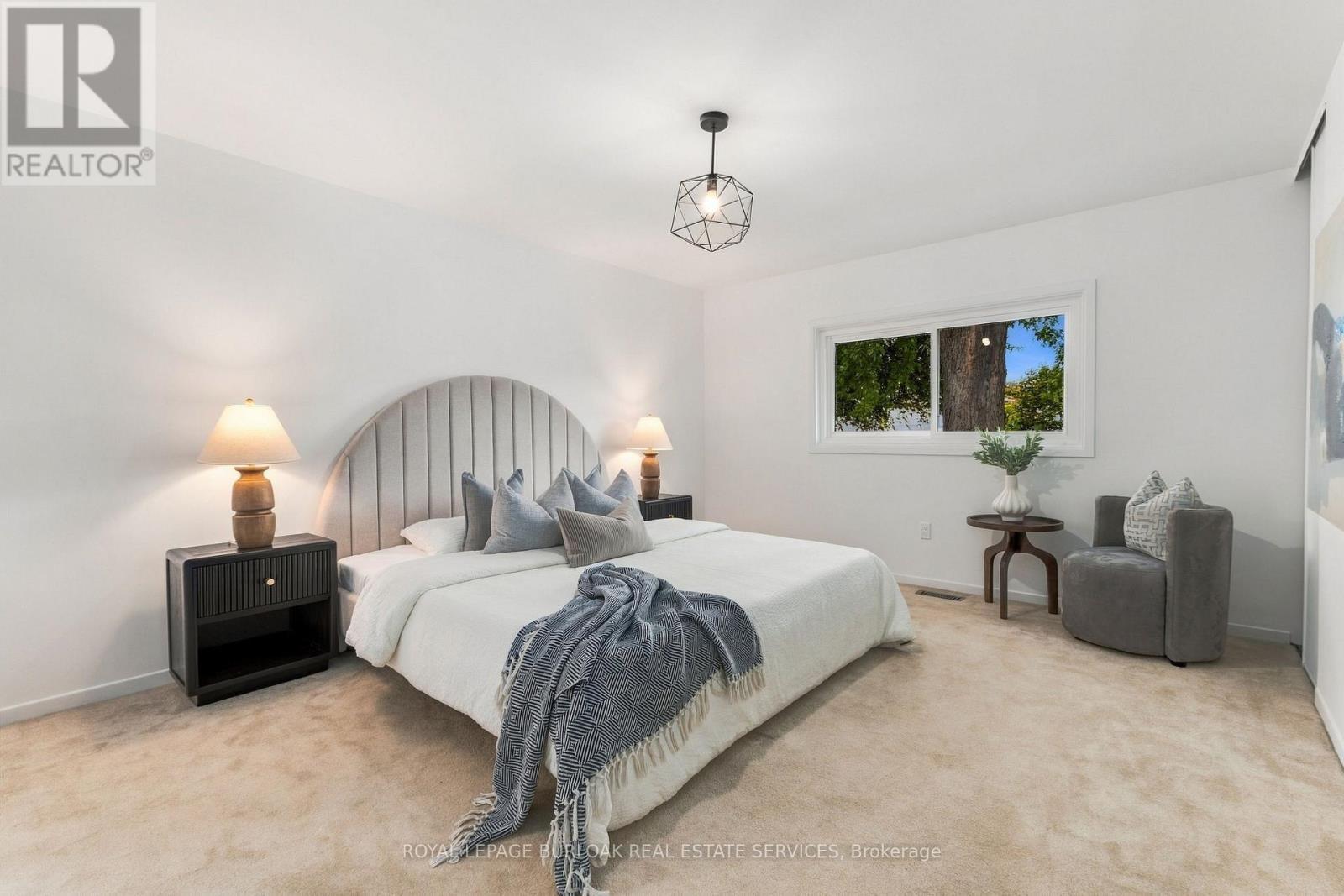 2161 Devlin Drive, Burlington, ON