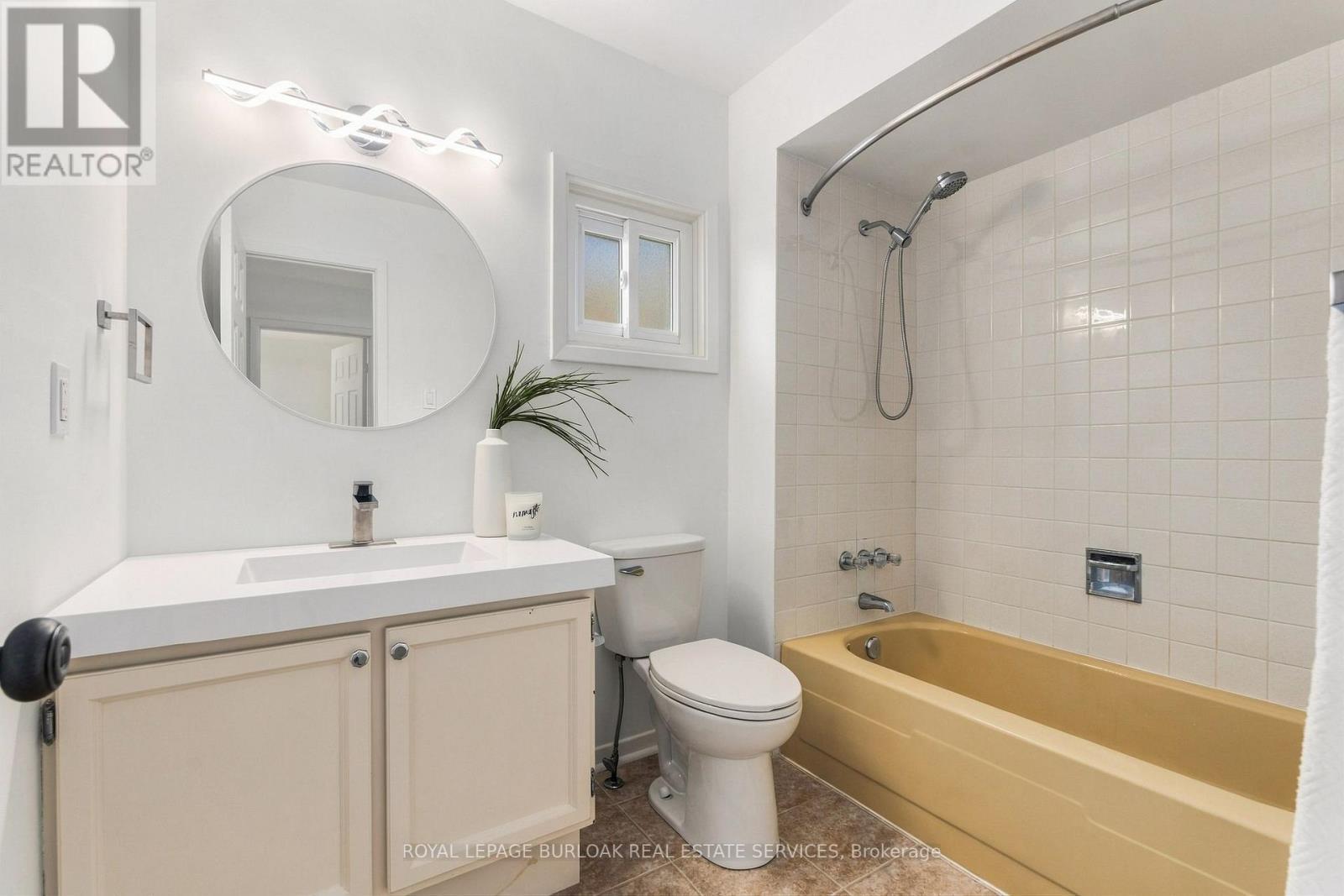 2161 Devlin Drive, Burlington, ON
