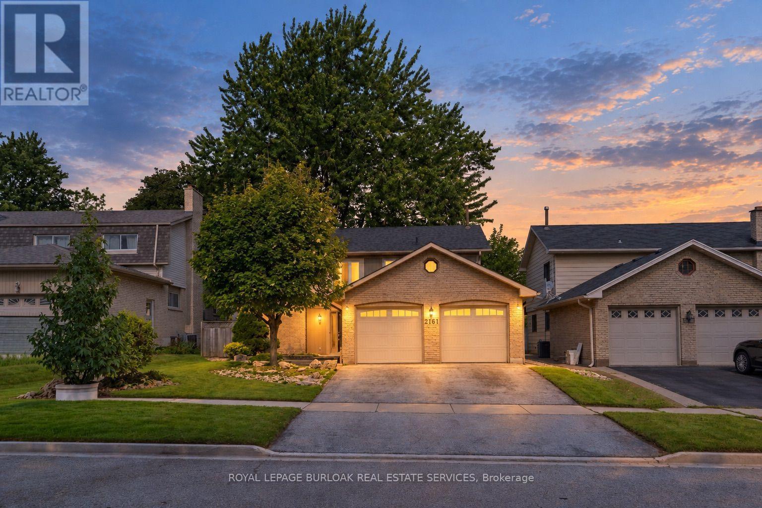 2161 Devlin Drive, Burlington, ON