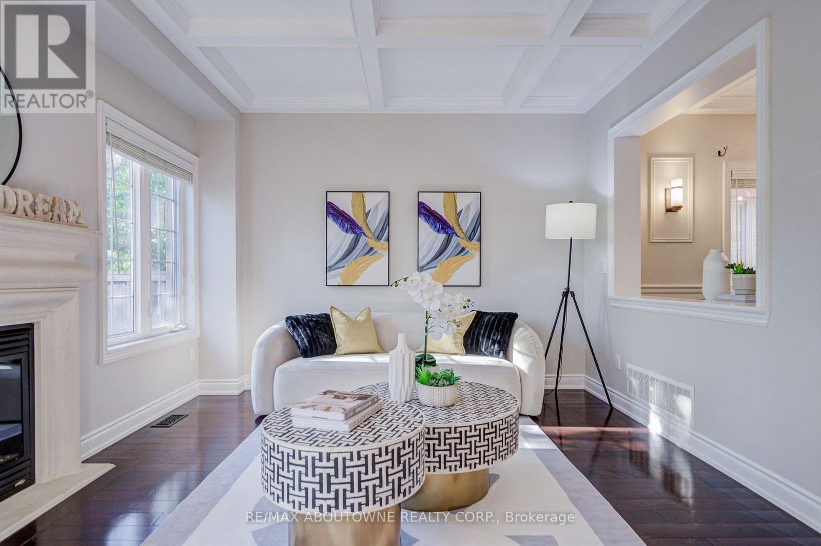4228 Fuller Crescent, Burlington, ON