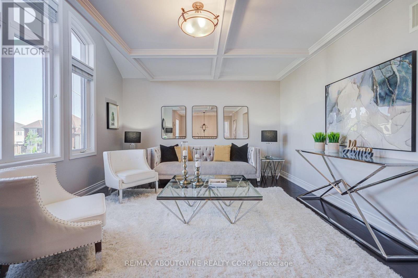 4228 Fuller Crescent, Burlington, ON