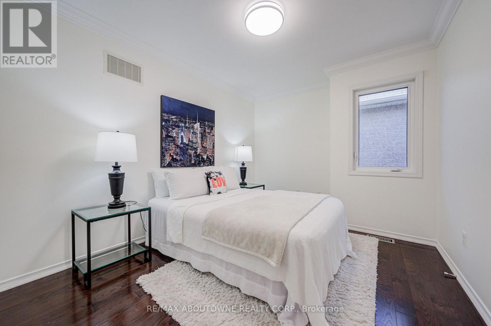 4228 Fuller Crescent, Burlington, ON
