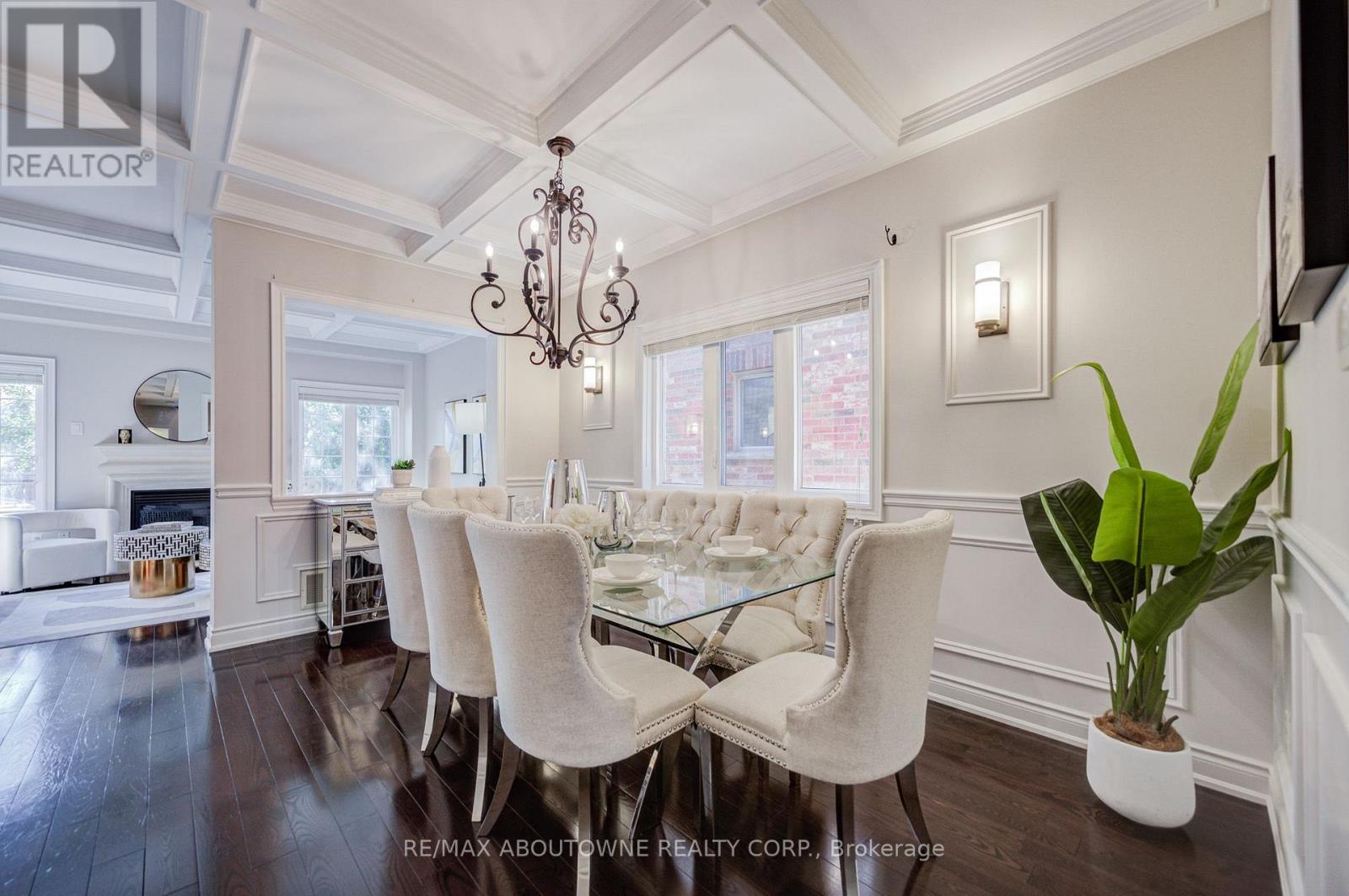 4228 Fuller Crescent, Burlington, ON