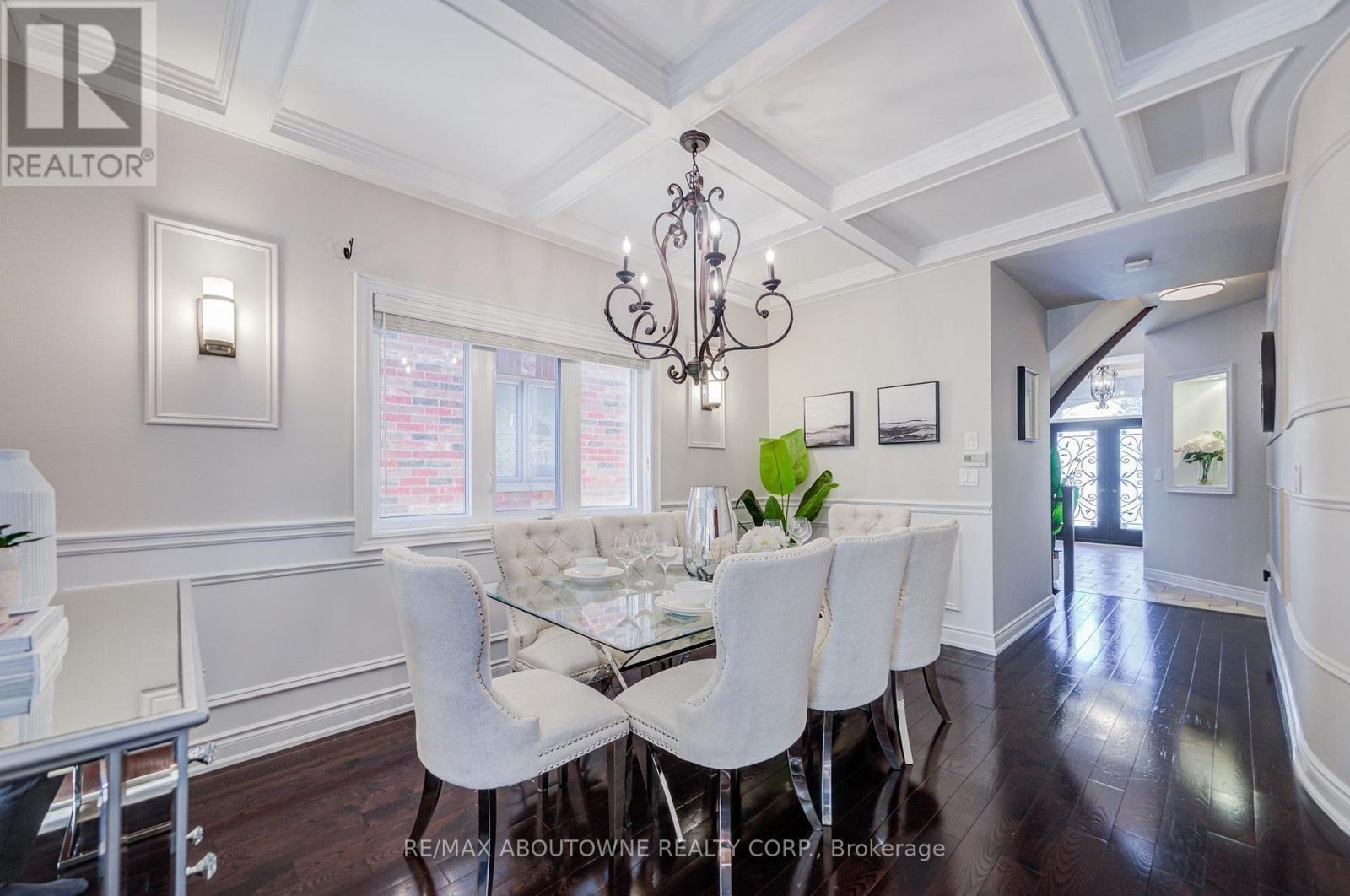 4228 Fuller Crescent, Burlington, ON
