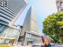 33 CHARLES Street E Unit# 3007 Toronto, ON M4Y 0A2