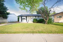 79 Tudor CR  Winnipeg, MB R2K 2A6