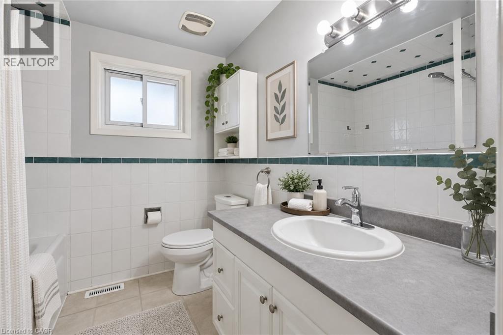 27 Appalachian Crescent, Kitchener, ON