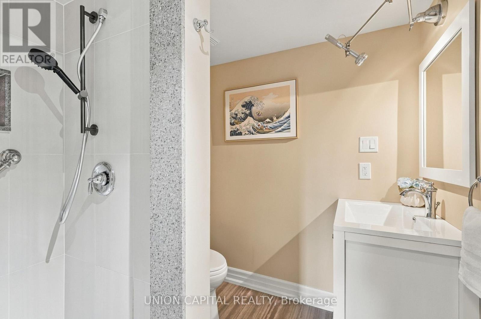 1563 Skyline Drive, Mississauga, ON