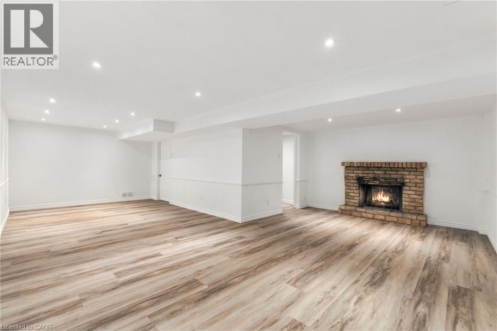2161 Devlin Drive, Burlington, ON