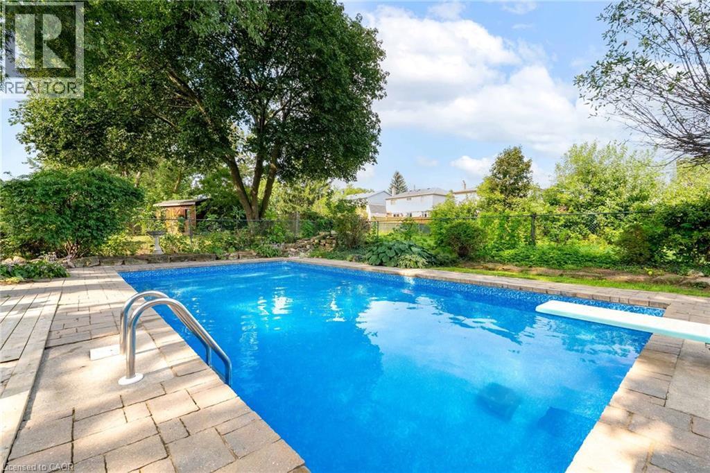 2161 Devlin Drive, Burlington, ON
