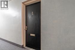 519 CLARIDGE Road Unit# 8 Burlington, ON L7N 2S1
