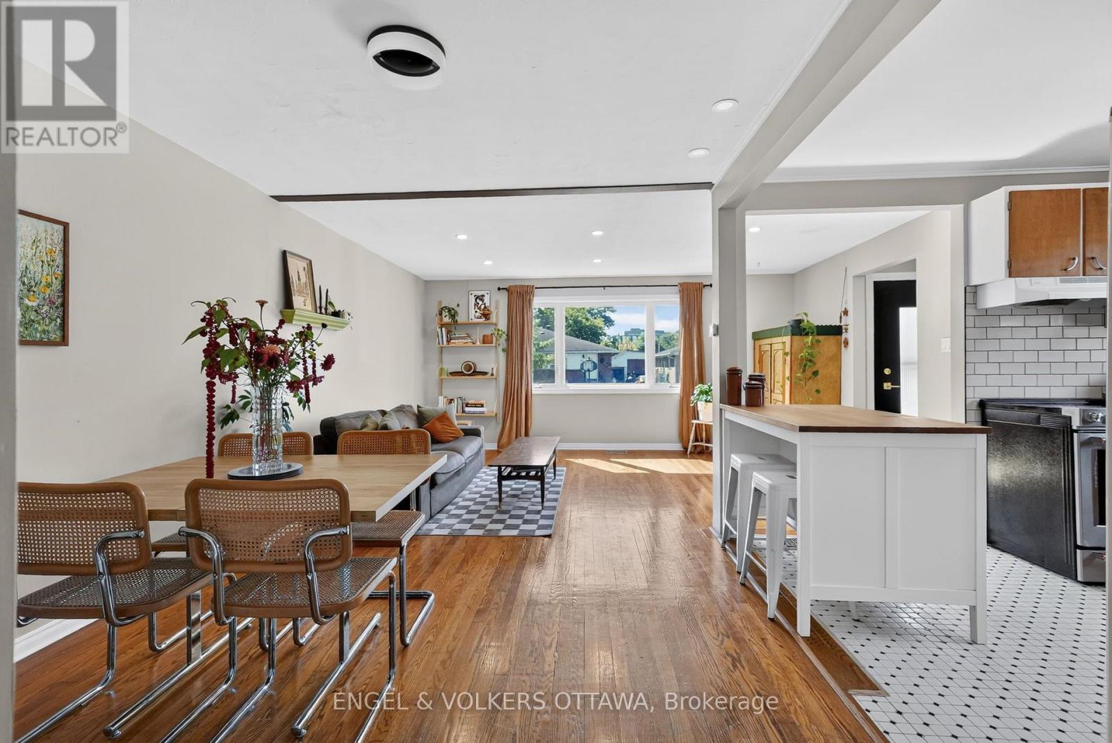 793 Trojan Avenue, Ottawa, ON