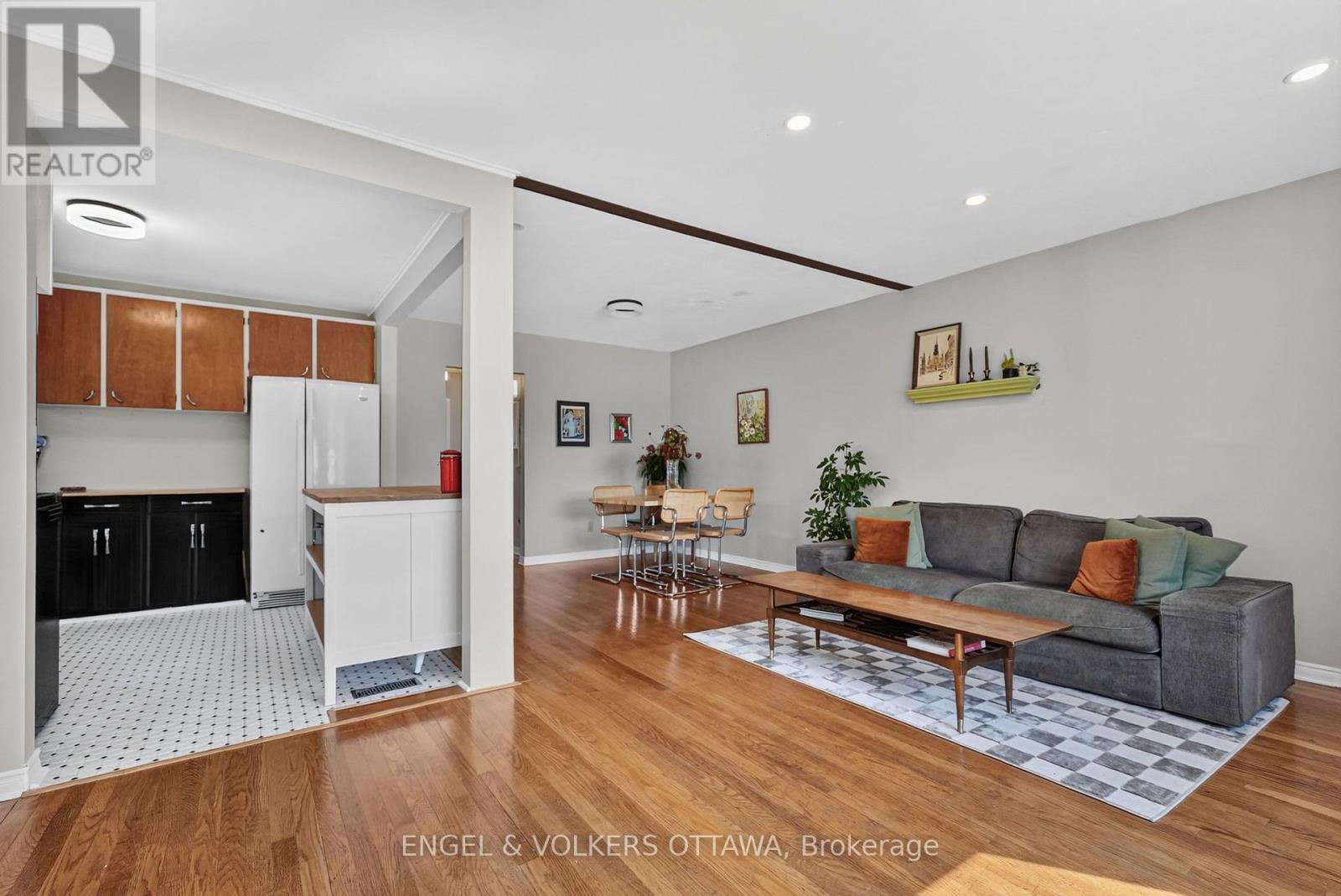 793 Trojan Avenue, Ottawa, ON