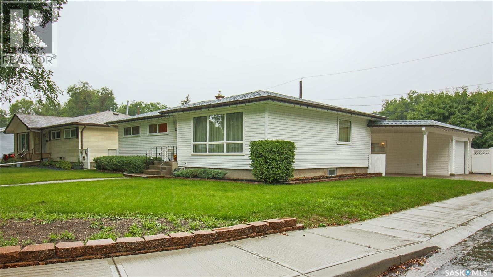 2 Malone Crescent, Regina, SK