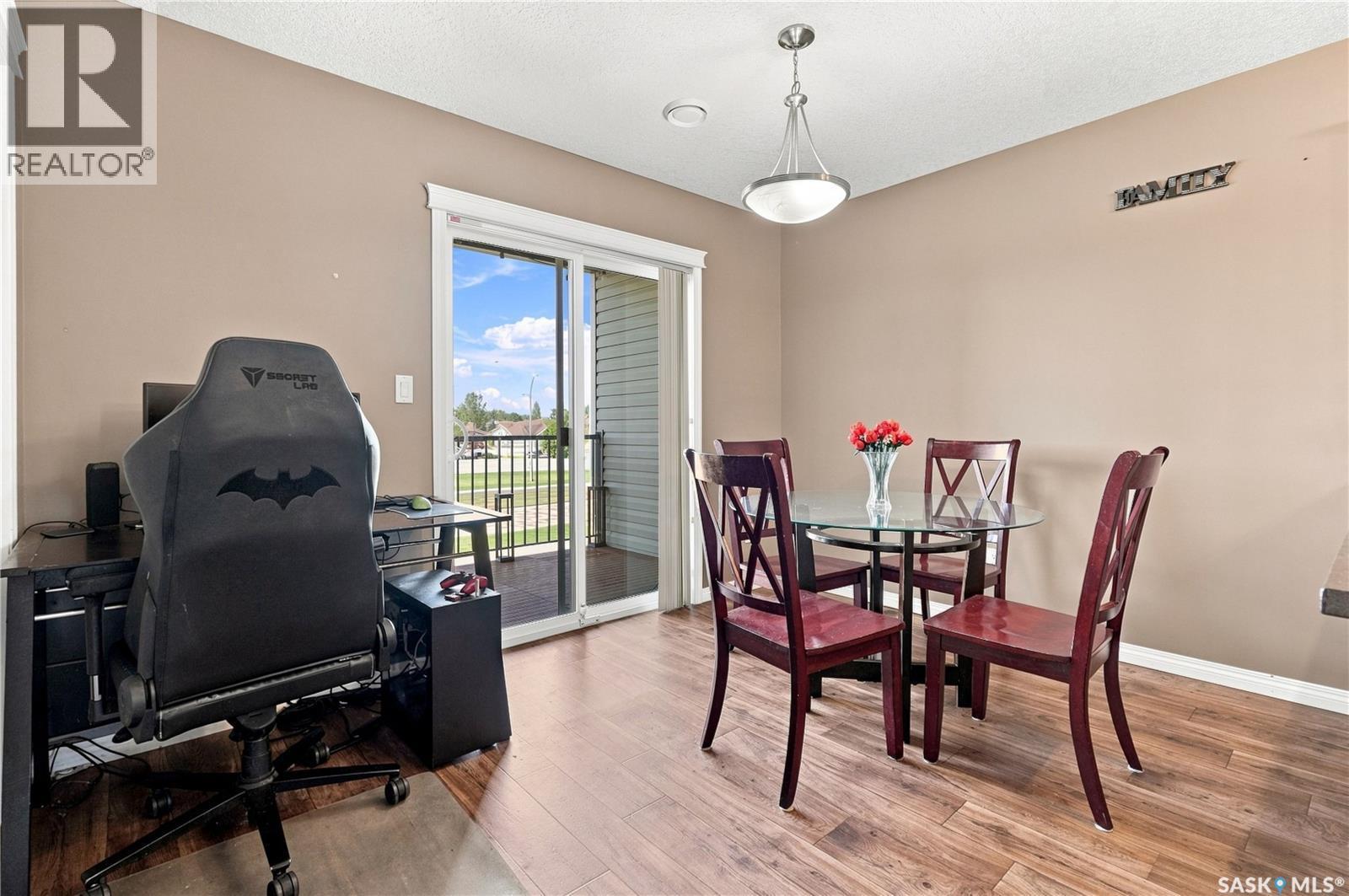 812 3802 Dewdney Avenue E, Regina, SK