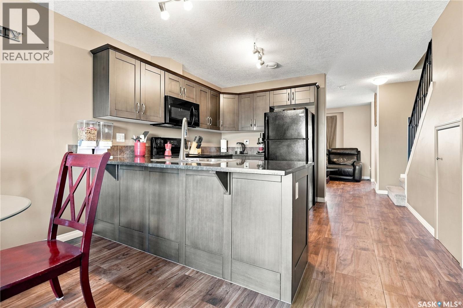 812 3802 Dewdney Avenue E, Regina, SK