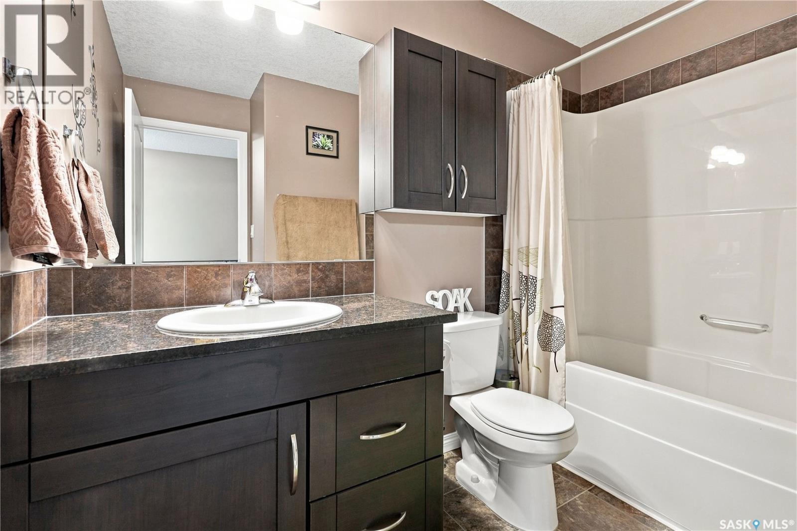 812 3802 Dewdney Avenue E, Regina, SK