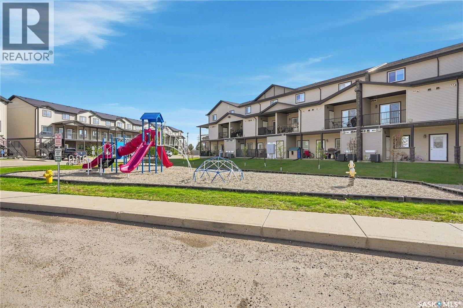 812 3802 Dewdney Avenue E, Regina, SK