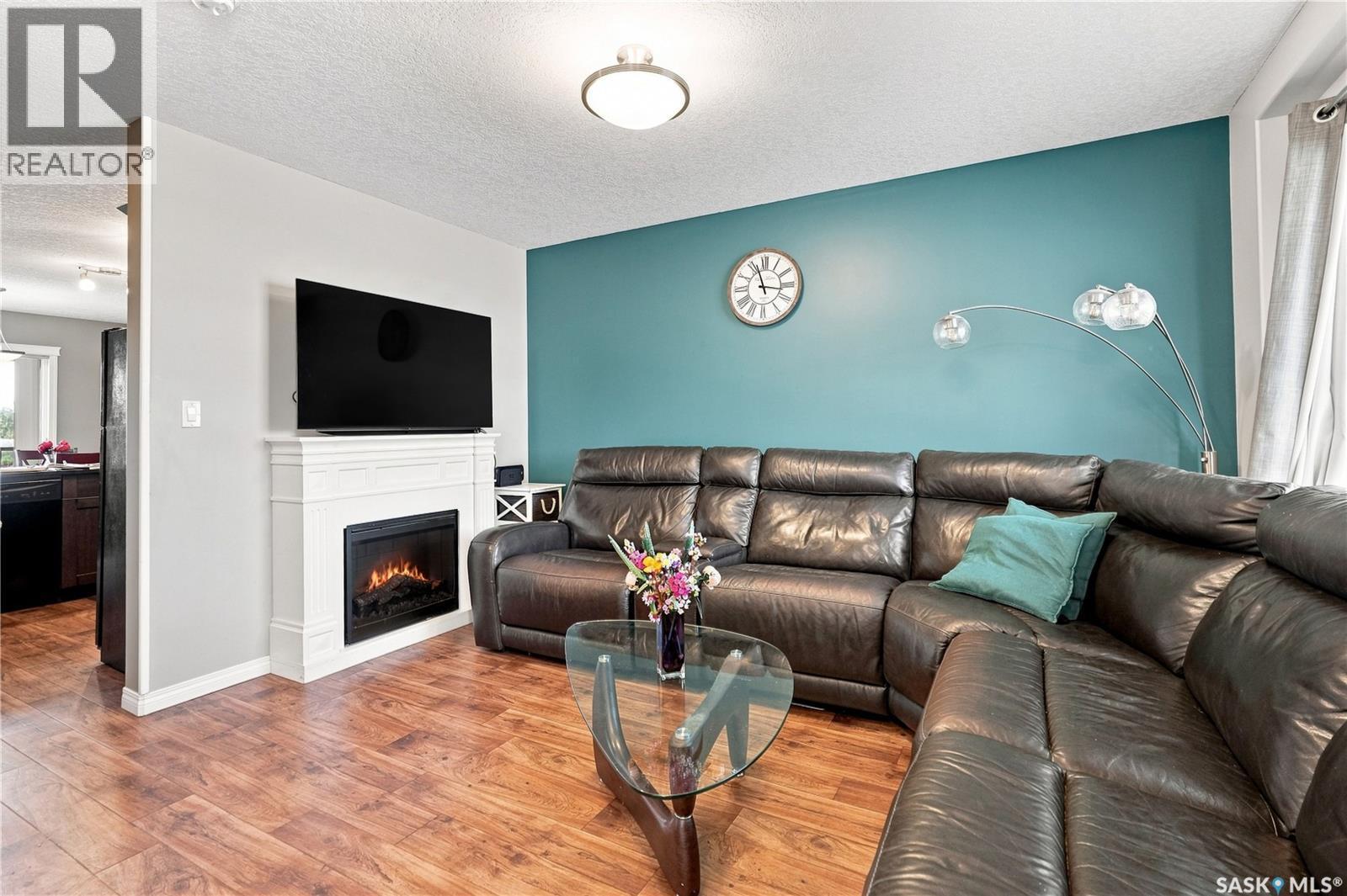 812 3802 Dewdney Avenue E, Regina, SK