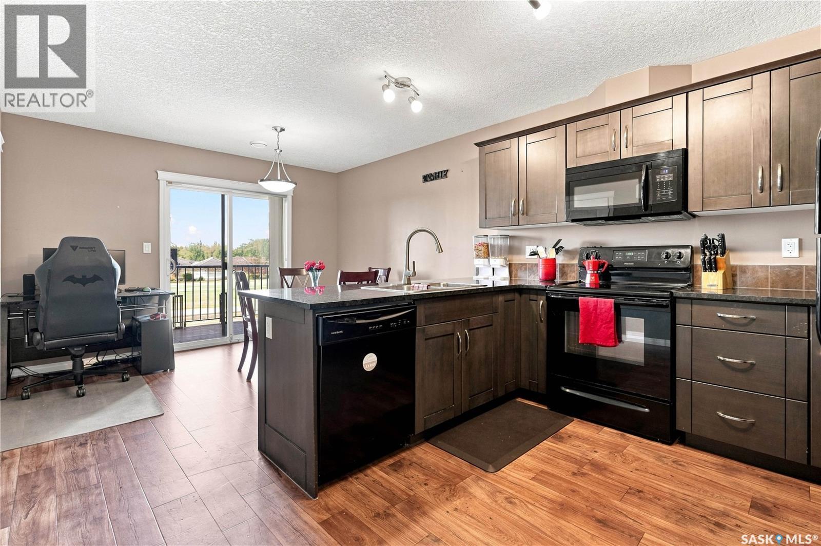 812 3802 Dewdney Avenue E, Regina, SK