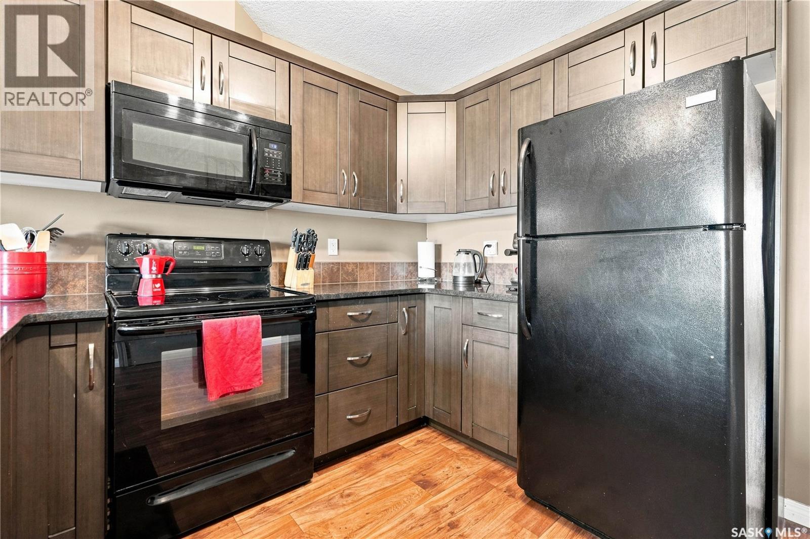 812 3802 Dewdney Avenue E, Regina, SK