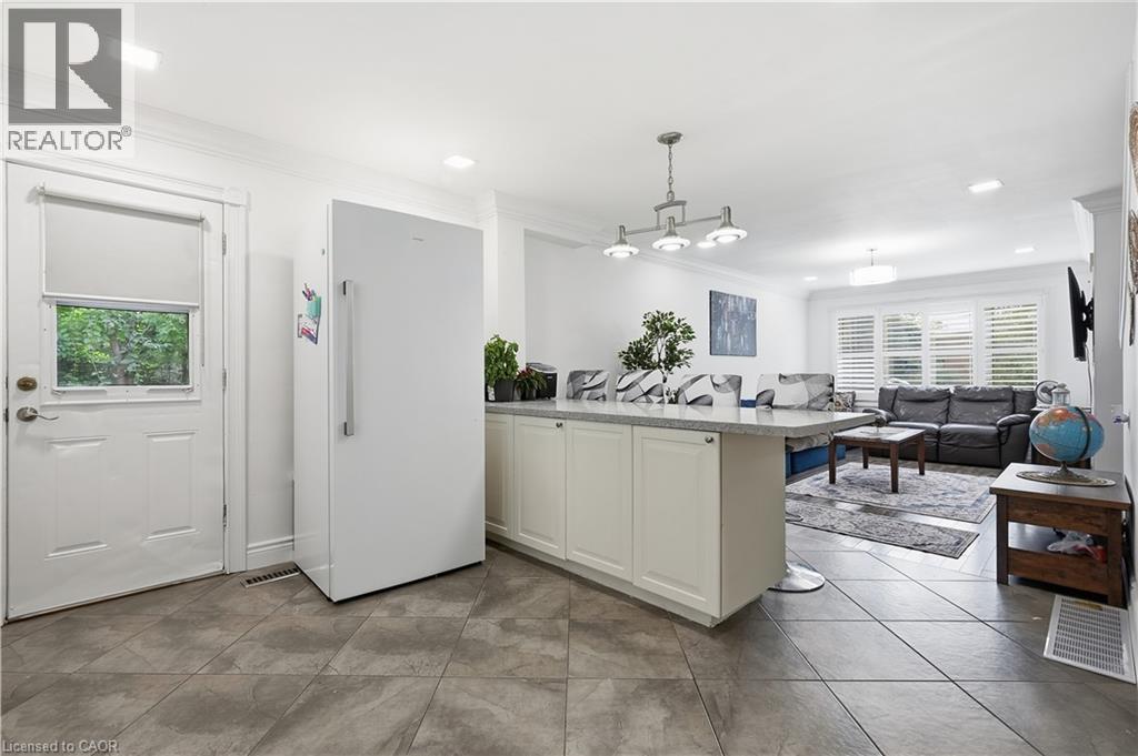 799 Drury Lane, Burlington, ON