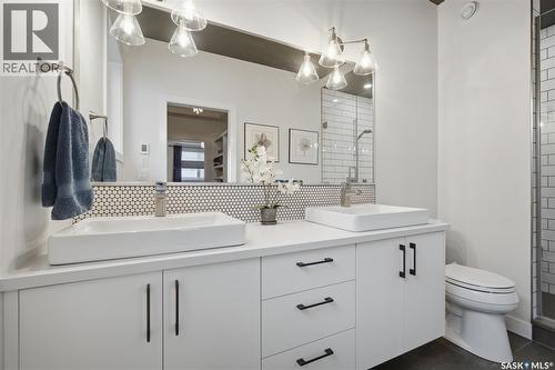 566 Bolstad Turn, Saskatoon, SK 