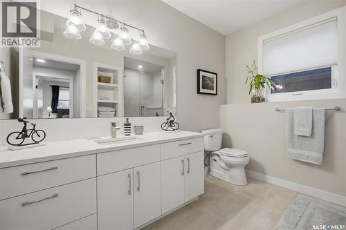 566 Bolstad Turn, Saskatoon, SK 